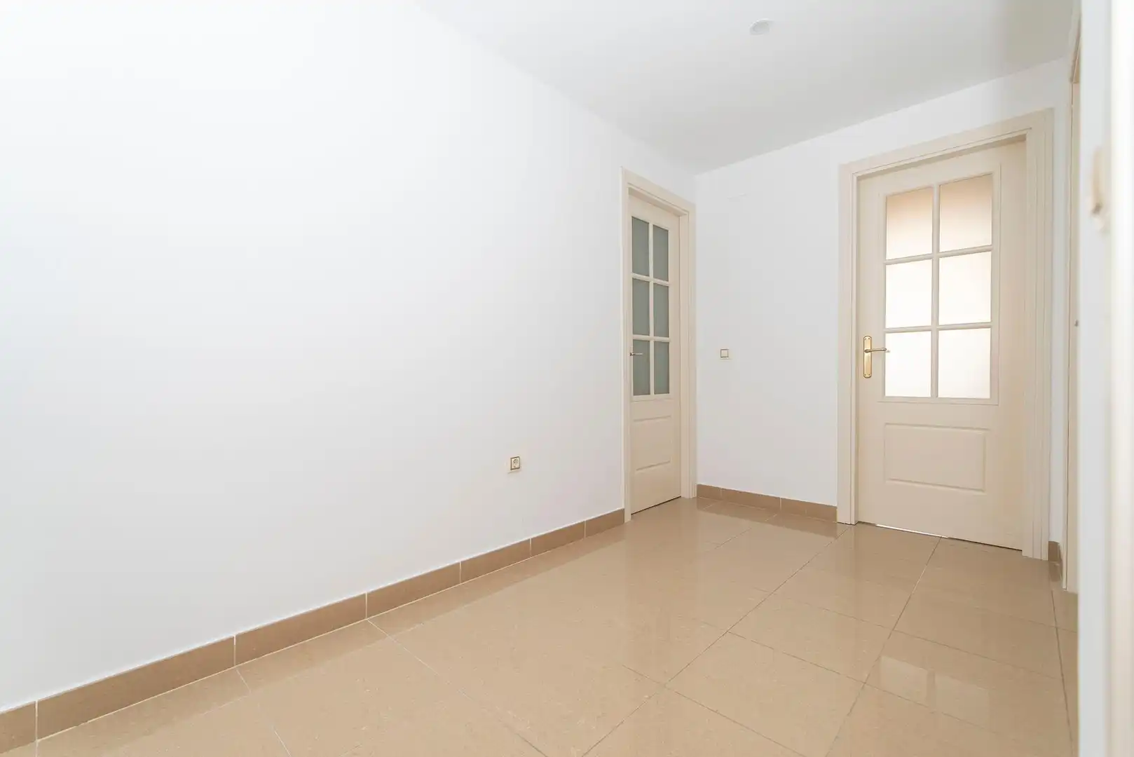 Wohnung mit Terrasse zum Verkauf in Castillo de Cumb. Mayores 6, imagen 9