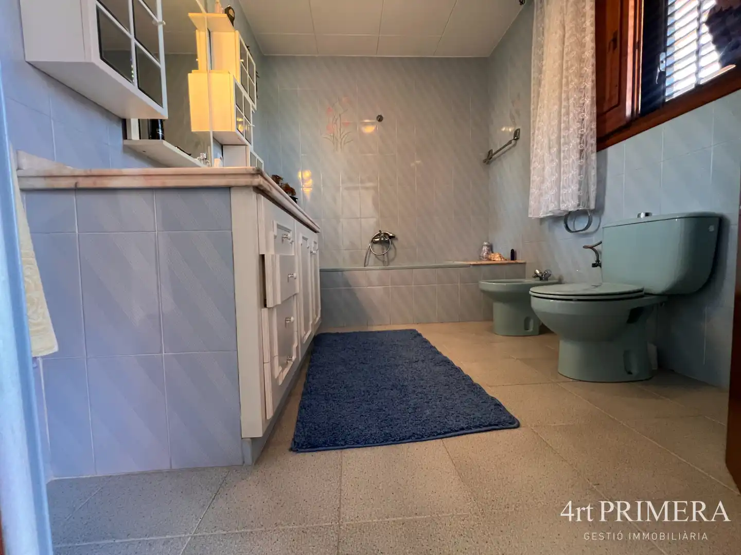 Baño de Casa adosada en venta en La Garriga con Calefacción, Terraza y Balcón
