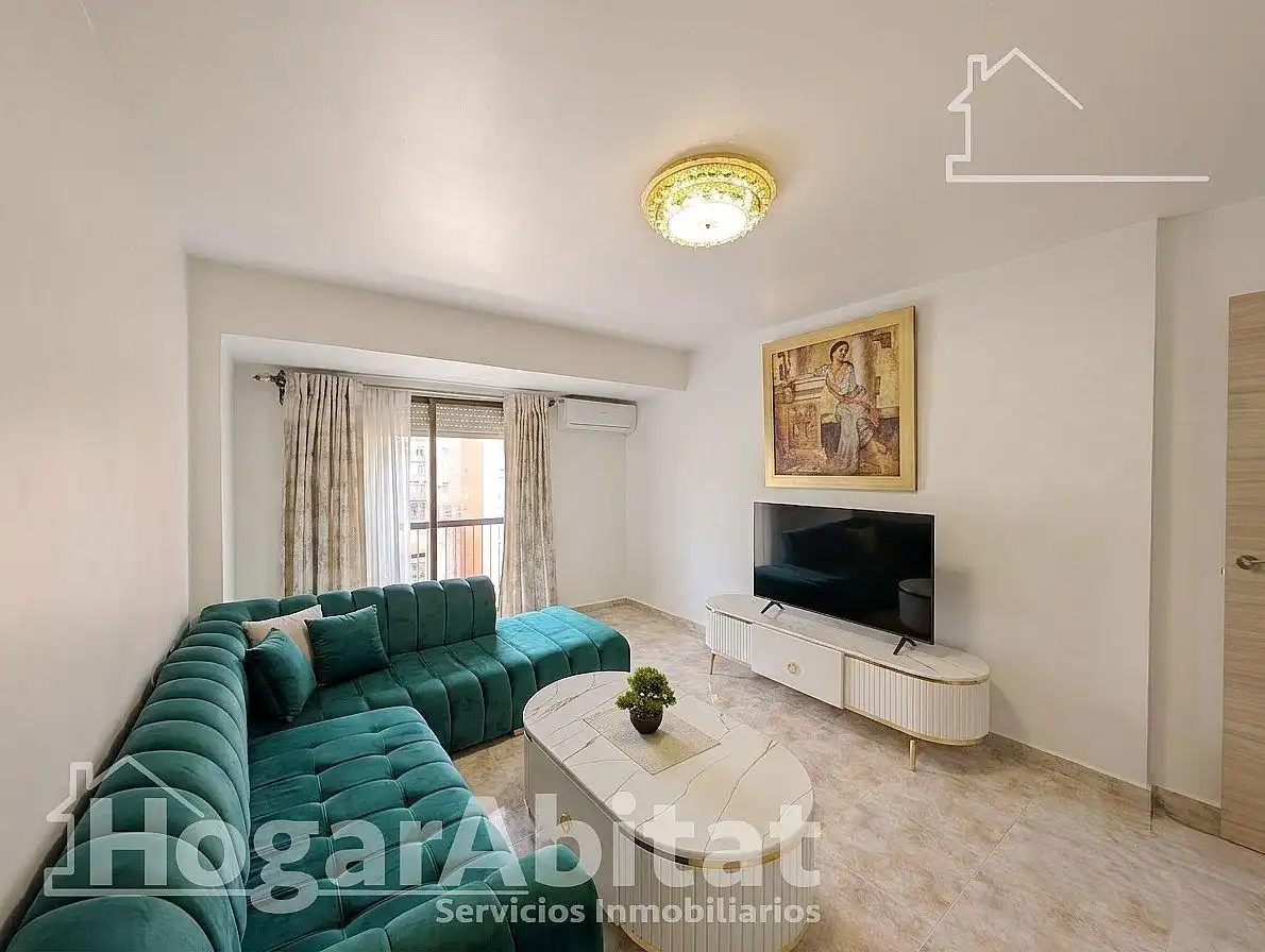 Piso en venta en Calle GUARDAMAR