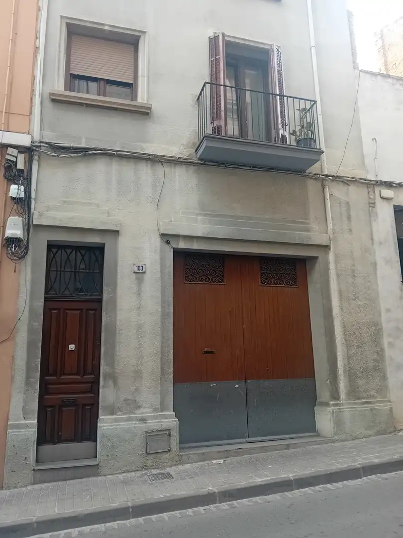 Vista exterior de Casa adosada en venta en Valls con Calefacción, Terraza y Trastero