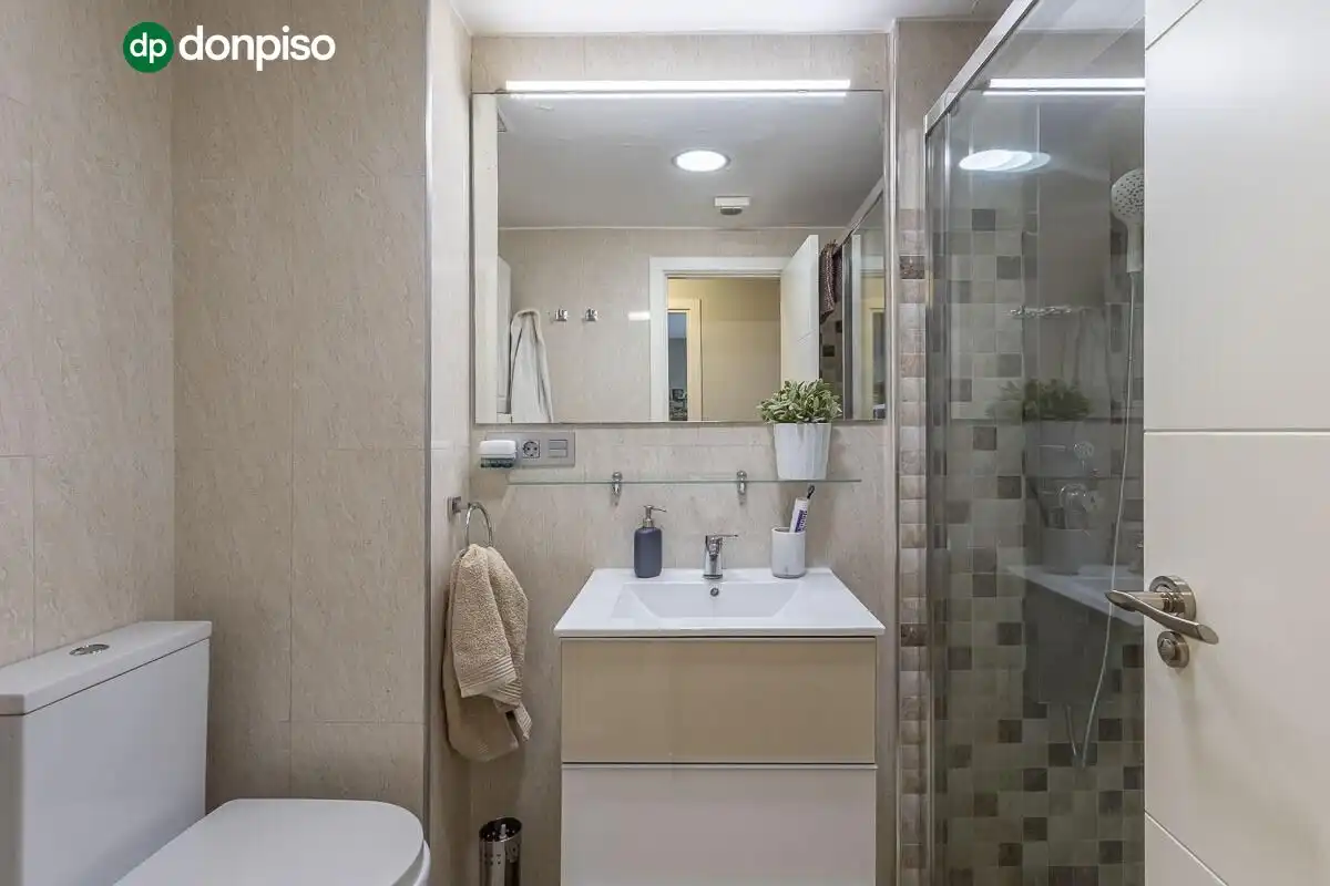 Baño de Piso en venta en Genil
