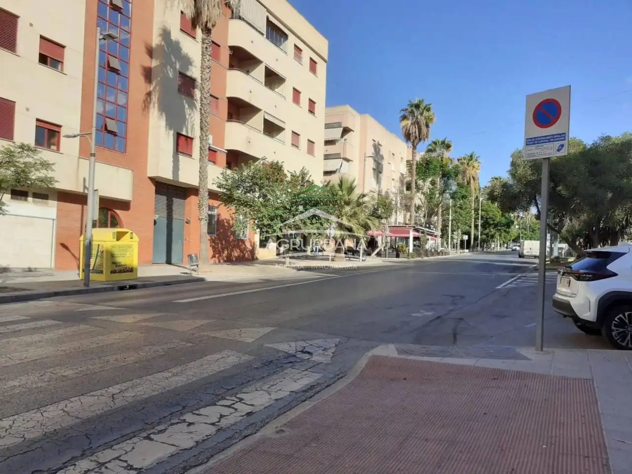 Vista exterior de Local de alquiler en Motril