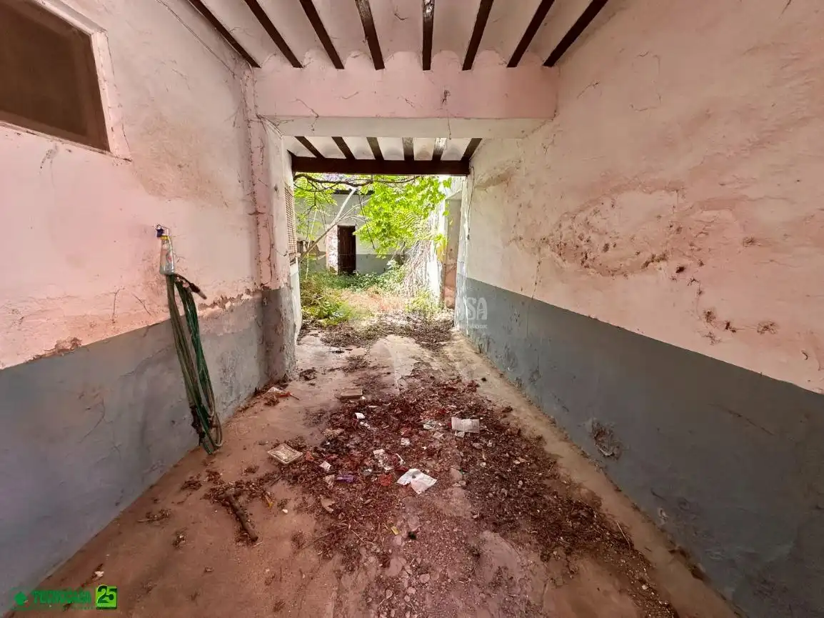 Casa adosada en venta en Manzanares