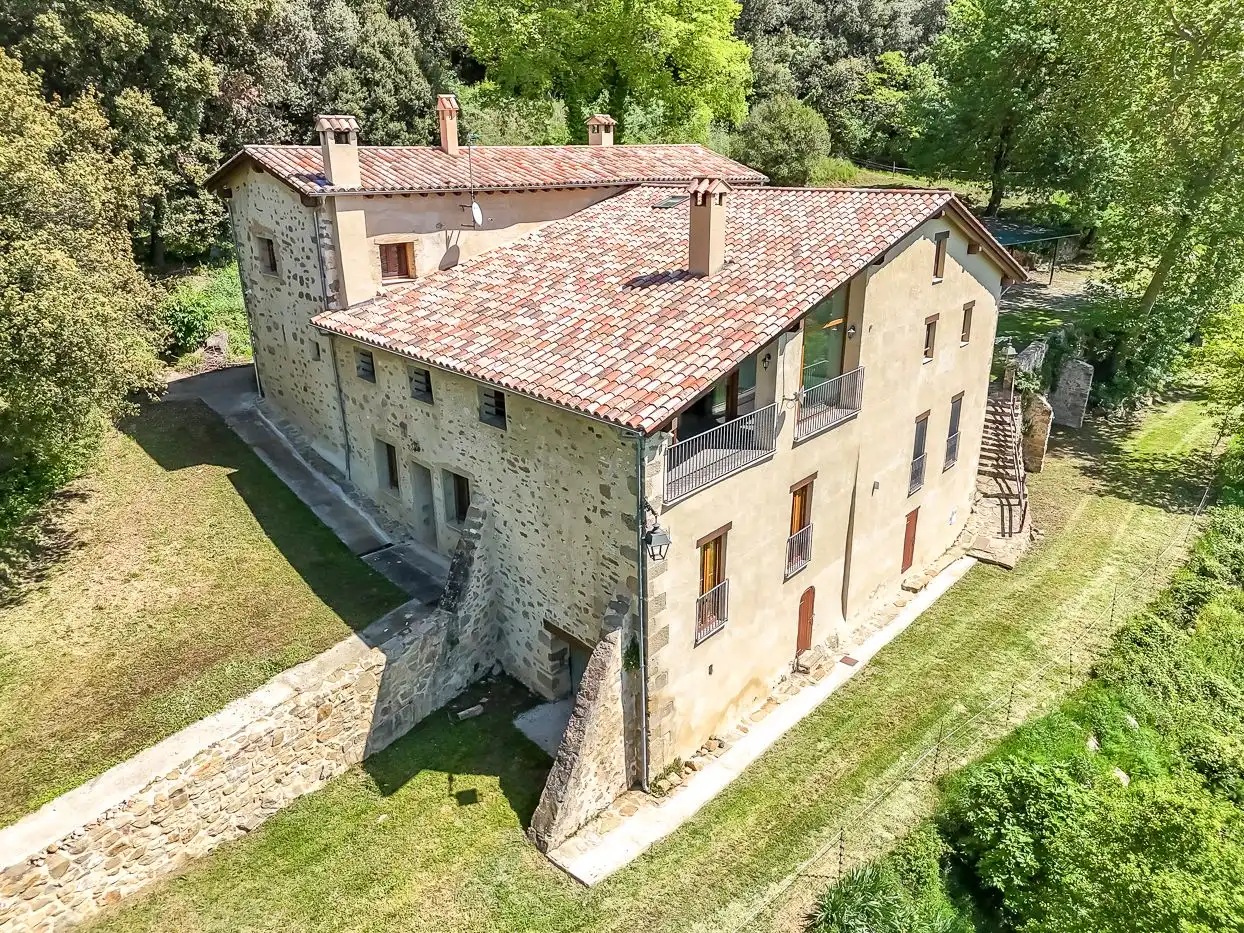 Casa rústica con jardín en venta en Sant Joan Les Fonts, imagen 6