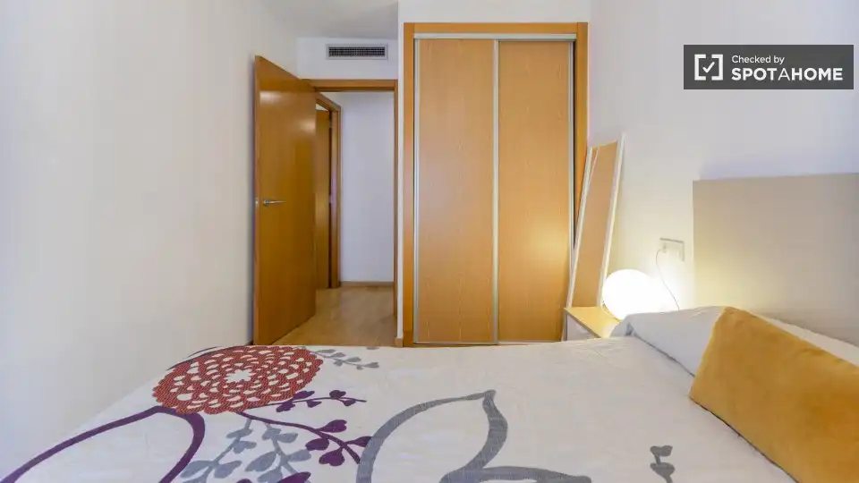 Appartamento con terrazza in affitto a Ciutat Vella, imagen 17
