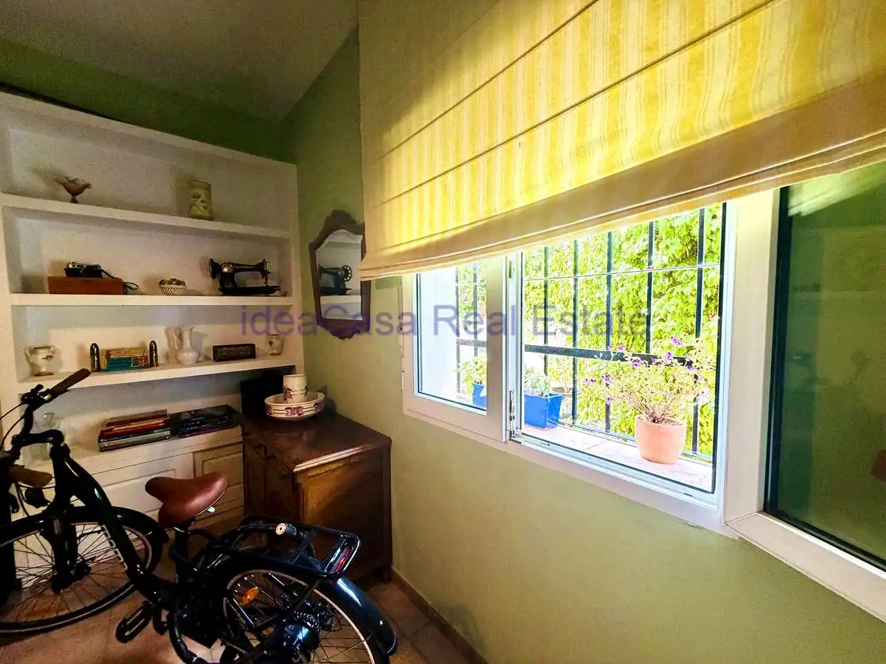Vista exterior de Casa o chalet en venta en Málaga con Aire acondicionado, Jardín privado y Terraza
