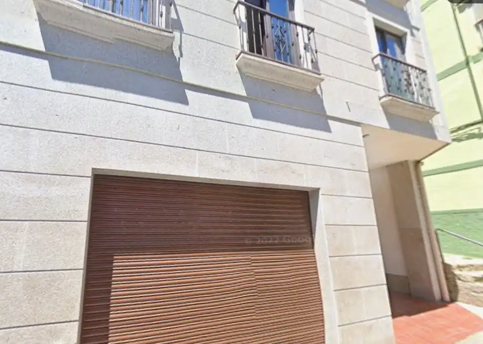 Exterior view of Garage for sale in Marín
