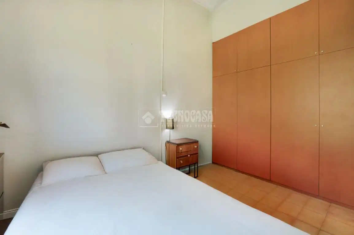 Habitación de Piso en venta en Barcelona con Balcón