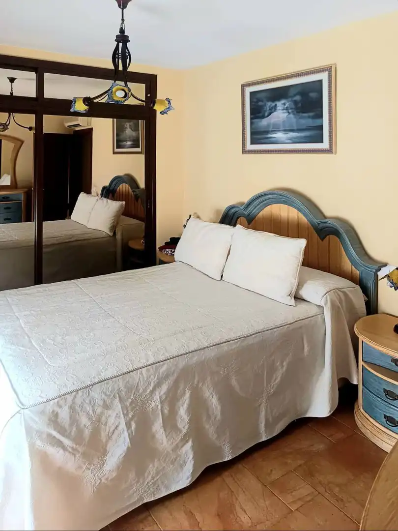 Dormitori de Casa o xalet en venda en Benalmádena amb Aire condicionat, Calefacció i Jardí privat