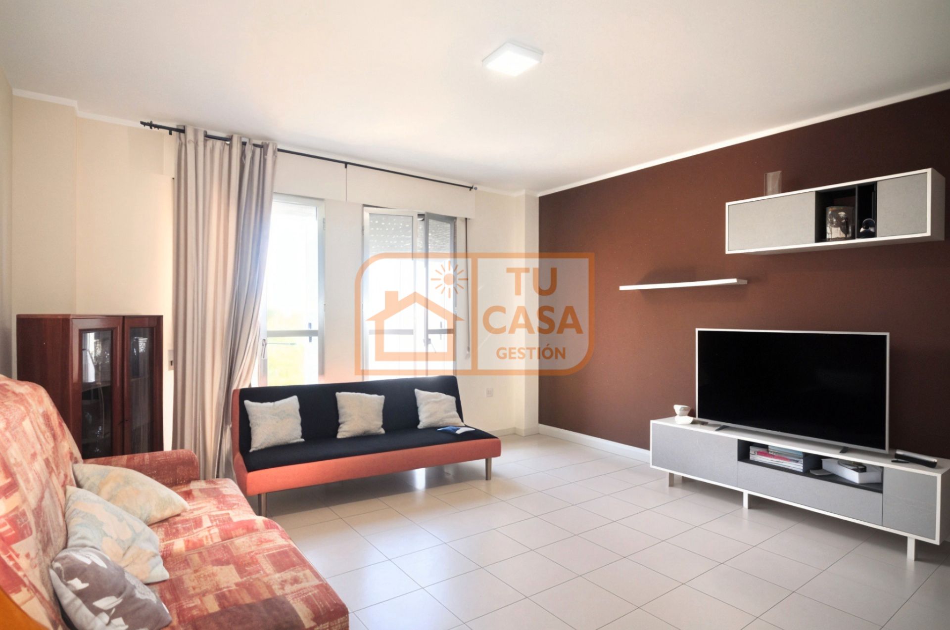 Sala de estar de Piso en venta en Malpartida de Cáceres con Terraza, Trastero y Amueblado