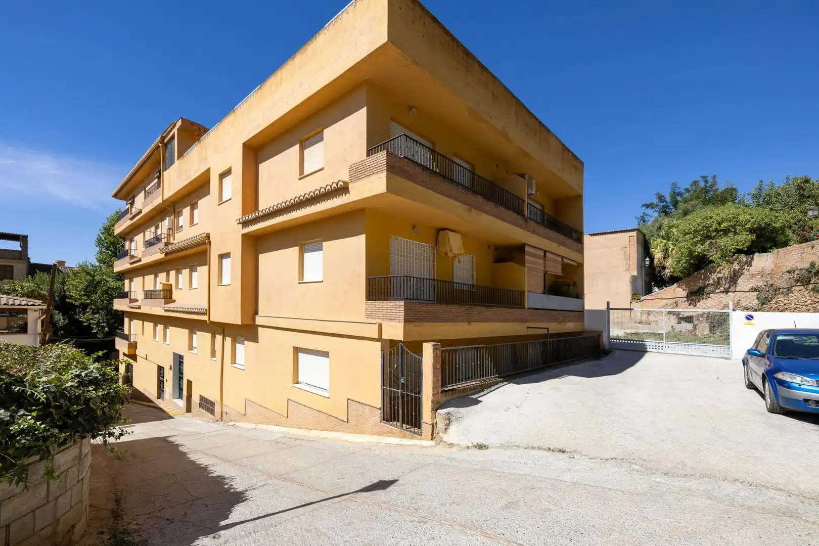 Exterior view of Flat for sale in Lanjarón  with Terrace