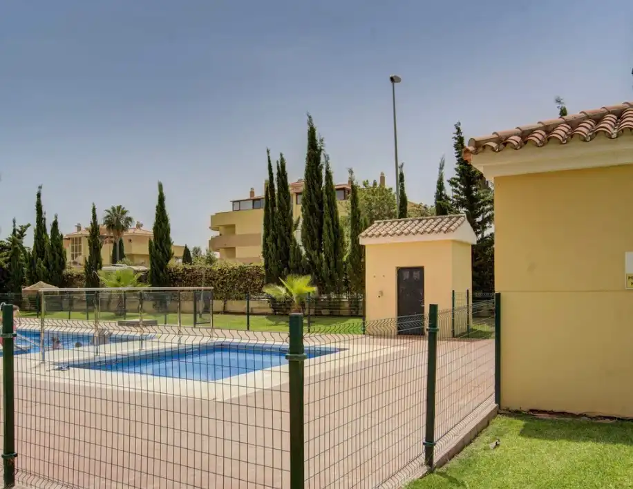Swimming pool of Flat for sale in Mijas  with Air Conditioner, Terrace and Storage room