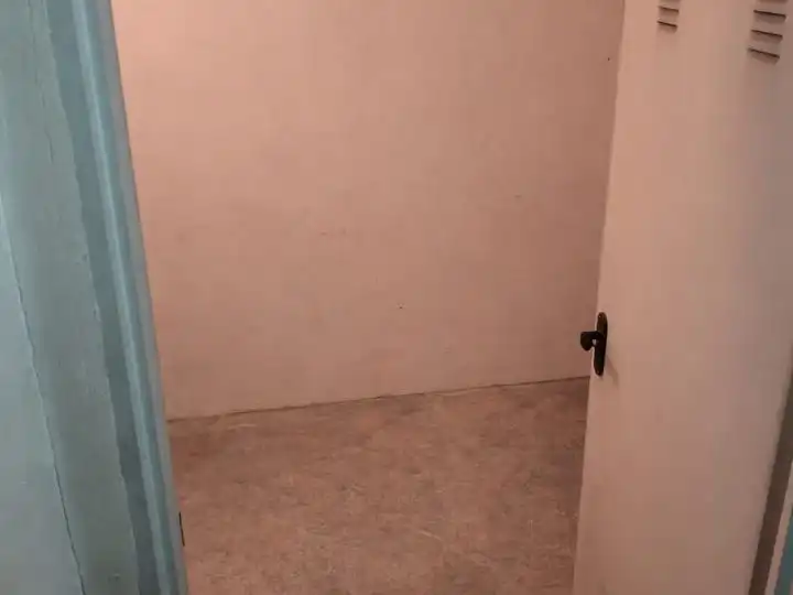 Storage room for sale in Elda