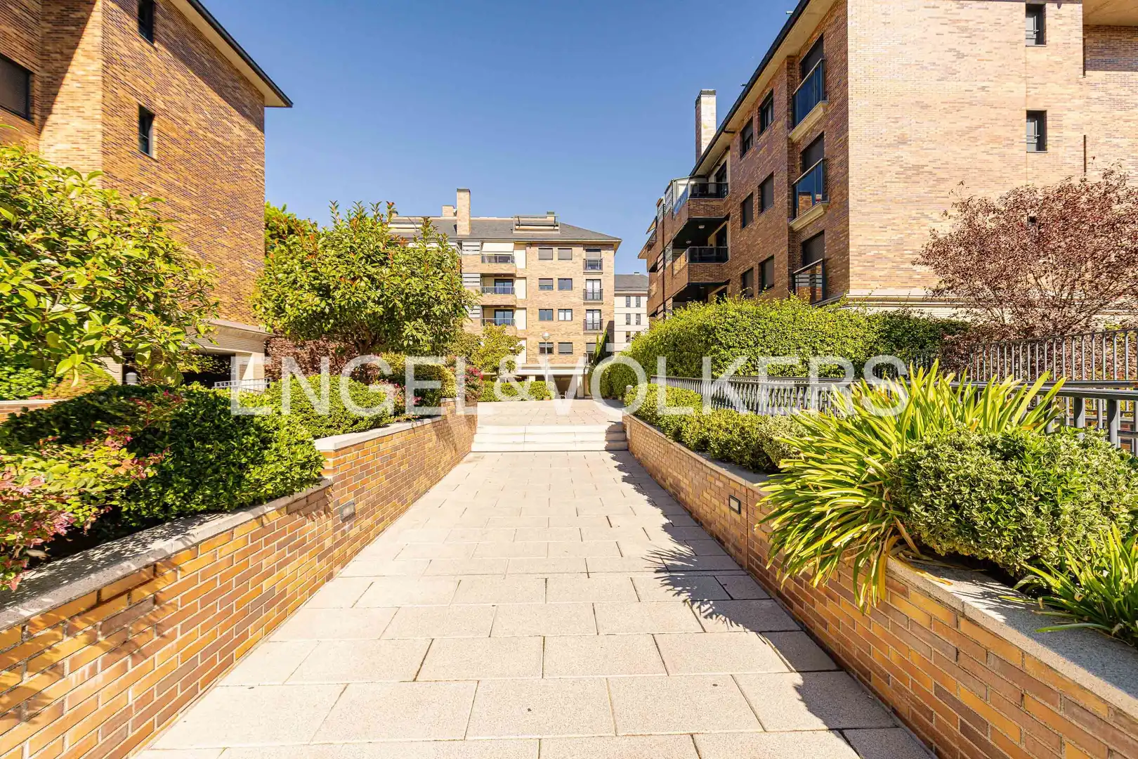 Terrace of Flat for sale in Zona Monte El Pilar
