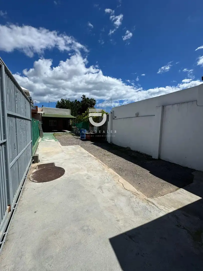 Vista exterior de Casa o xalet en venda en Sueca amb Jardí privat i Terrassa