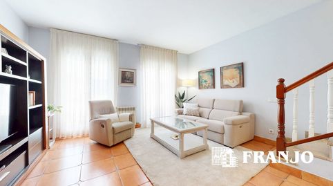 Foto 5 de Casa adosada en venta en Barri Antic, Barberà del Vallès