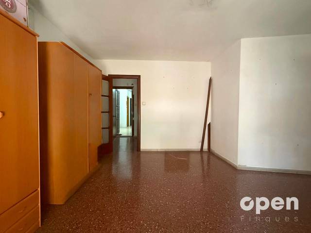 Piso en Venta en America,D en Can Parellada