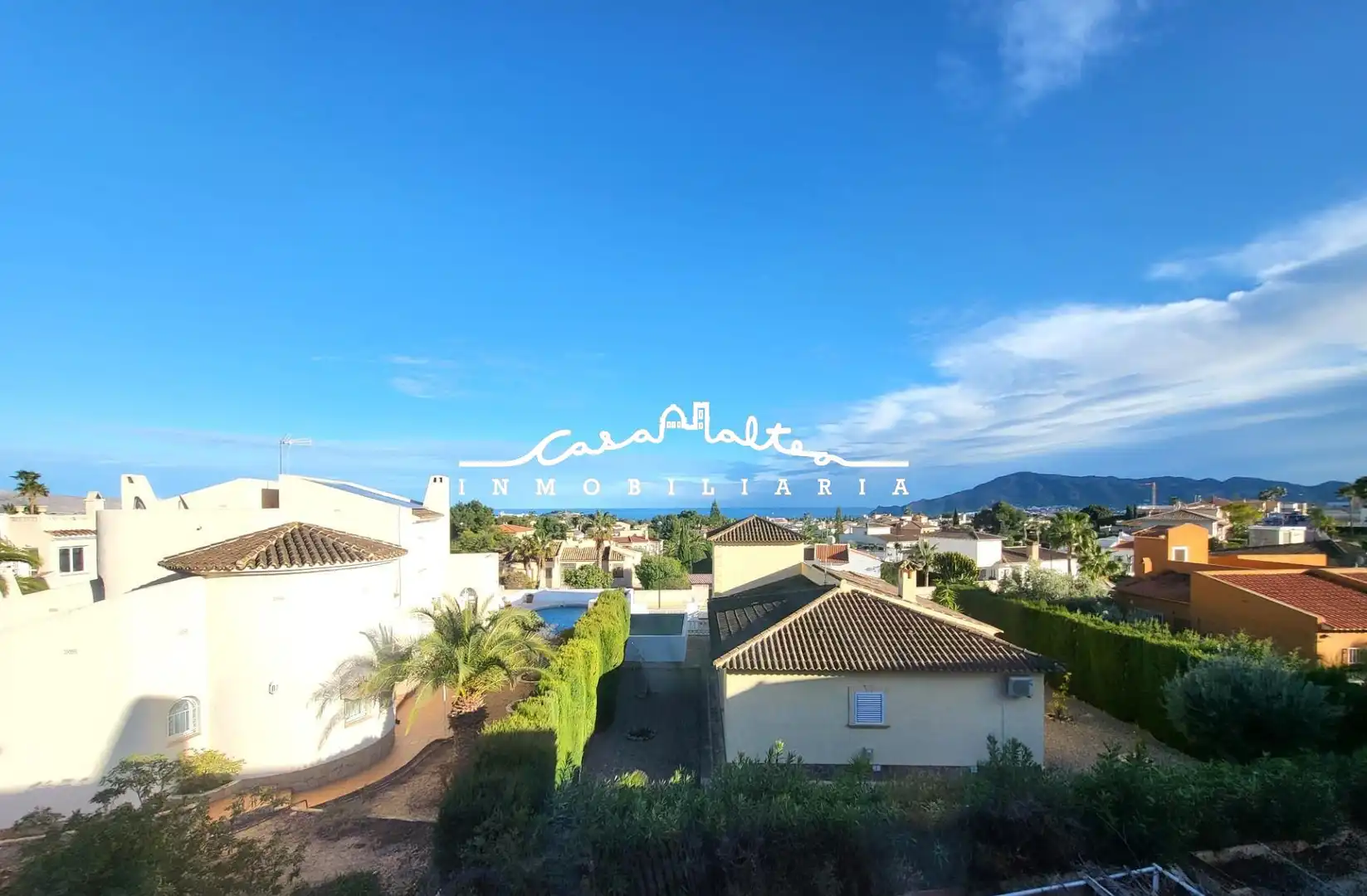 Exterior view of Houses for sale in L'Alfàs del Pi  with Private garden, Terrace and Swimming Pool