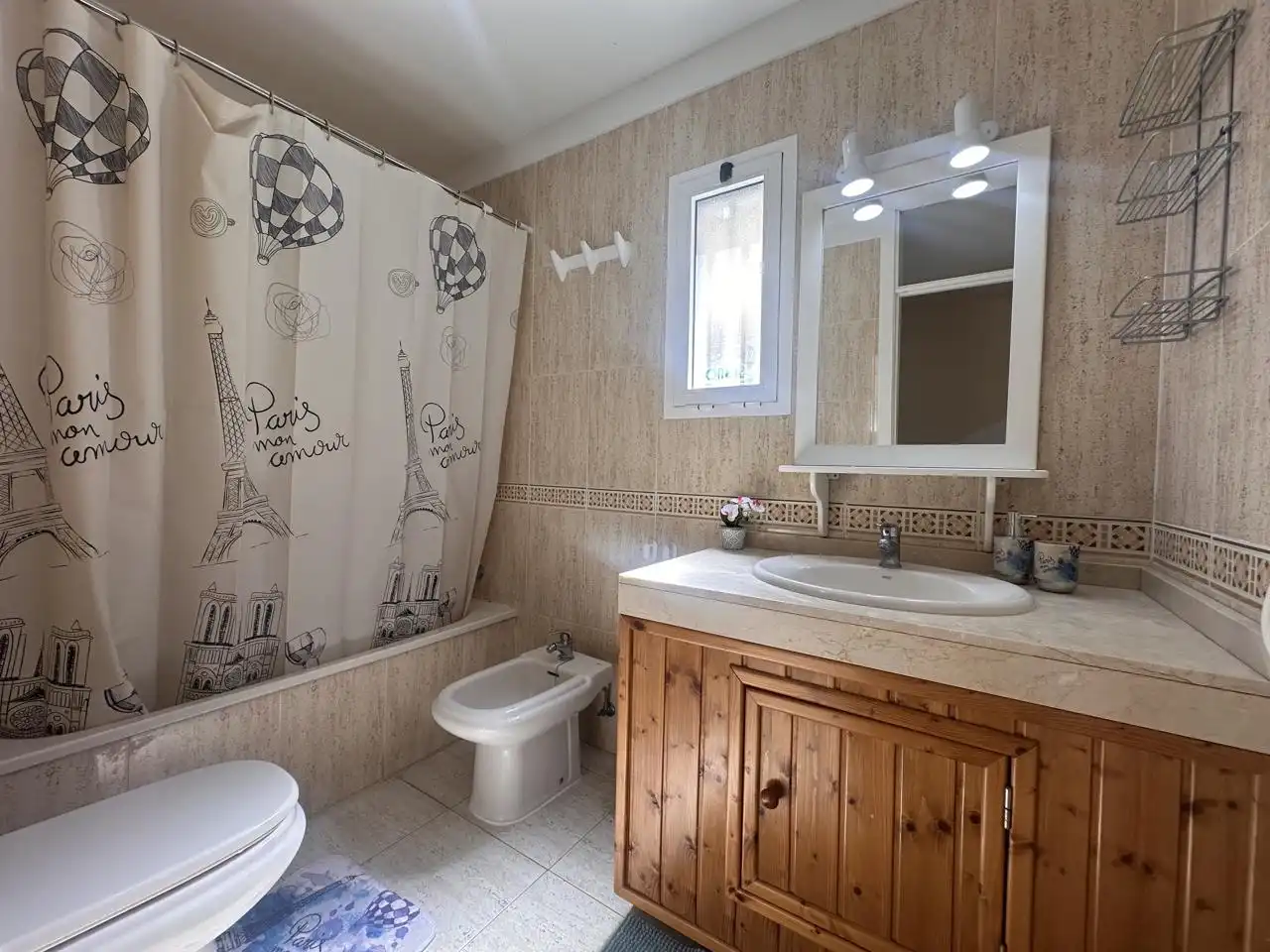 Baño de Apartamento en venta en Adeje con Aire acondicionado, Terraza y Piscina comunitaria
