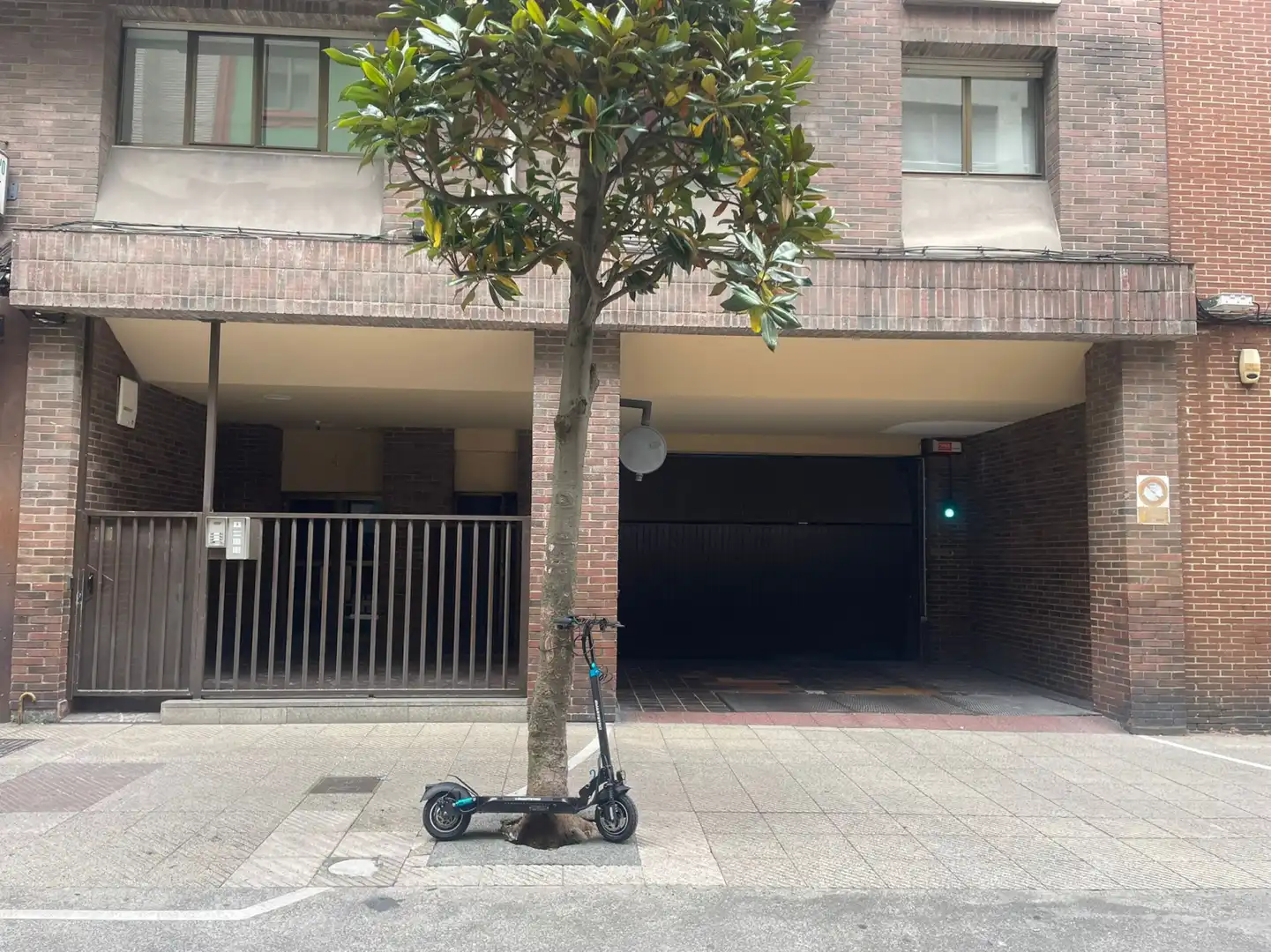 Aparcament de Garatge de lloguer en Oviedo 