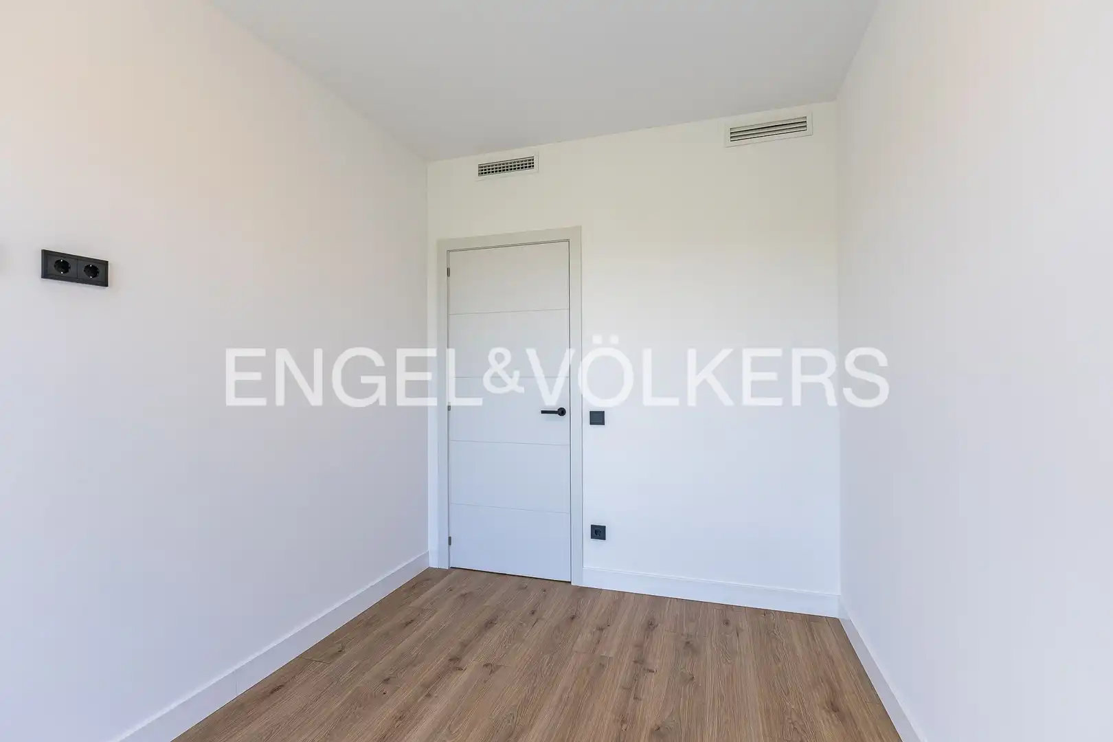 Bedroom of Flat for rent in Vilanova i la Geltrú  with Air Conditioner, Heating and Terrace