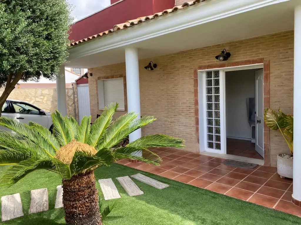 Villa con terrazza in vendita a Urbanizaciones, imagen 6