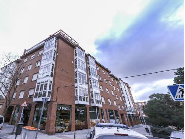 Local comercial en Venta en Ventas