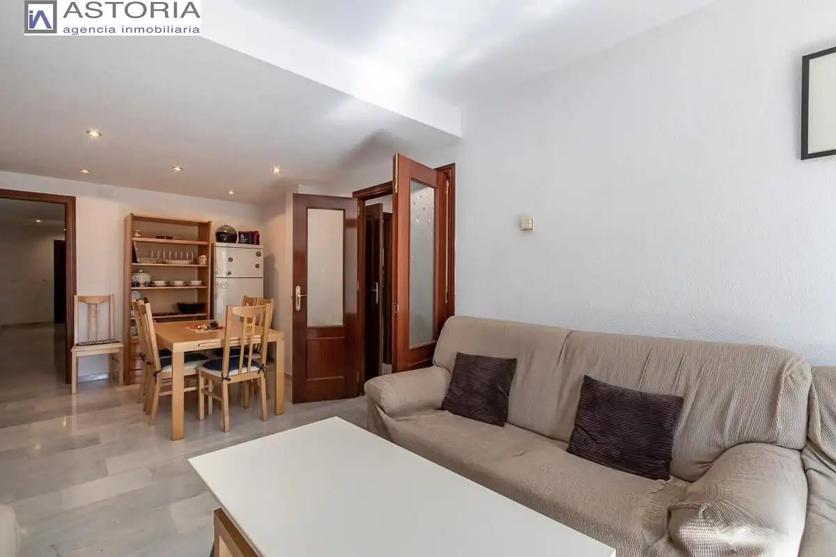 Flat with lift for sale in Calle GUARNON, imagen 7