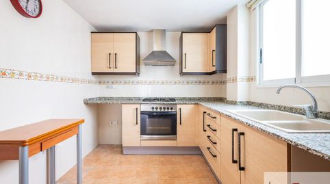 Foto 5 de Piso en venta en De Sor Isabel de Villena, Parque de la Bombilla, Llíria