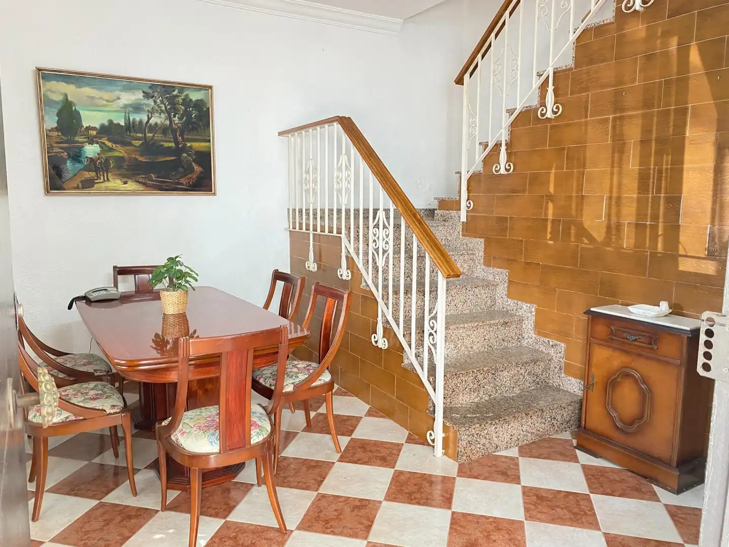 Casa adosada en venda en Camas amb Aire condicionat, Terrassa i Balcó