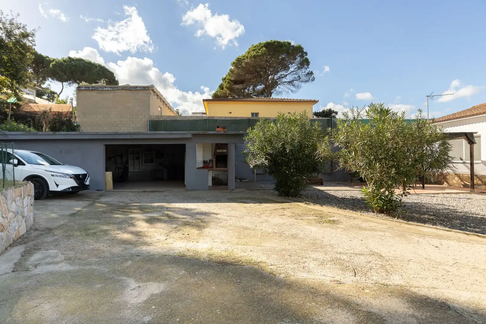 Vista exterior de Casa o xalet en venda en Tordera amb Calefacció i Piscina