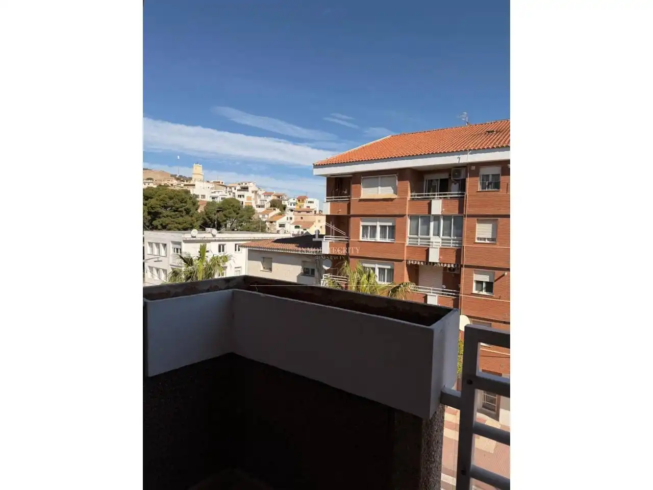 Vista exterior de Pis en venda en Oropesa del Mar / Orpesa amb Aire condicionat, Calefacció i Traster