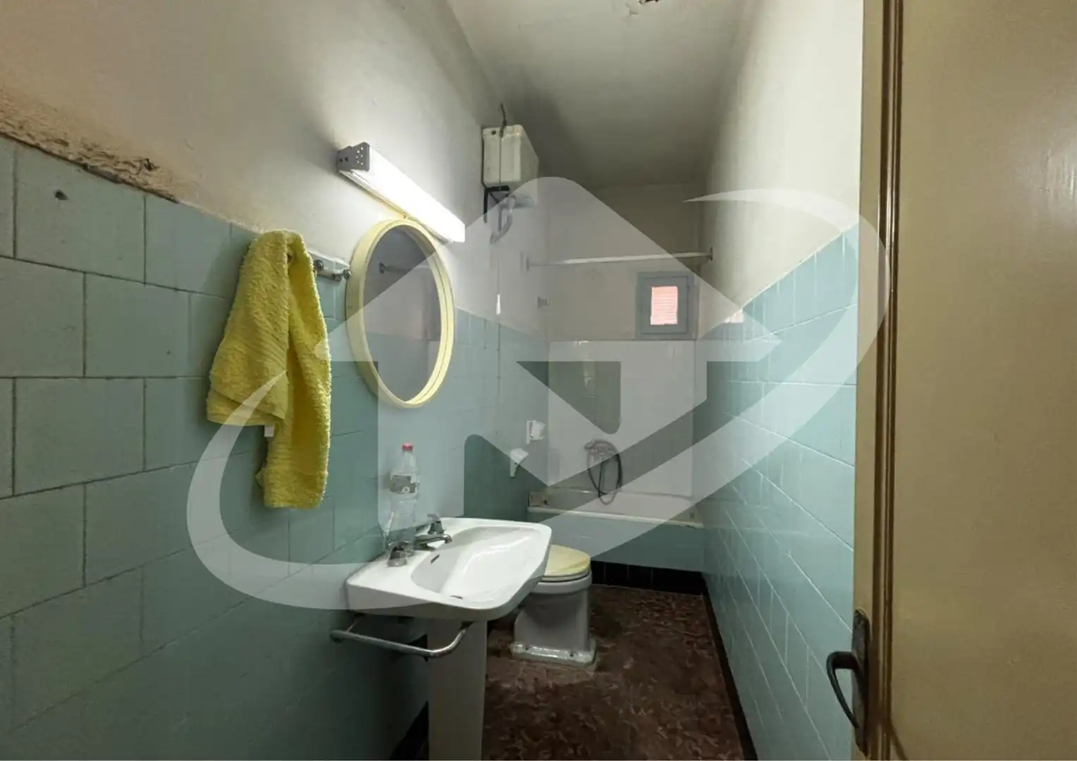 Bathroom of Houses for sale in Sabadell