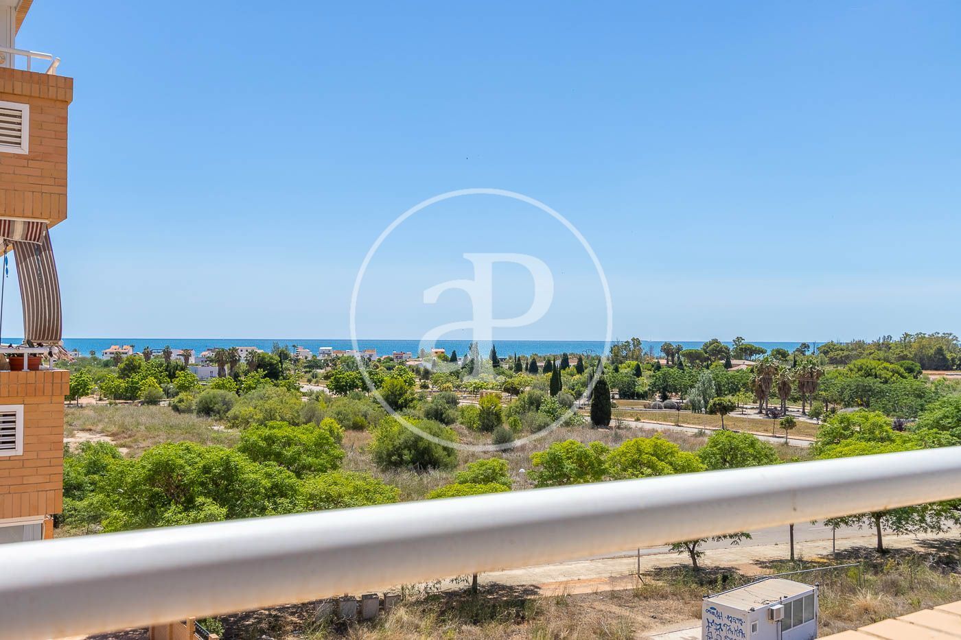 Vista exterior de Piso de alquiler en Cabanes con Calefacción, Jardín privado y Terraza