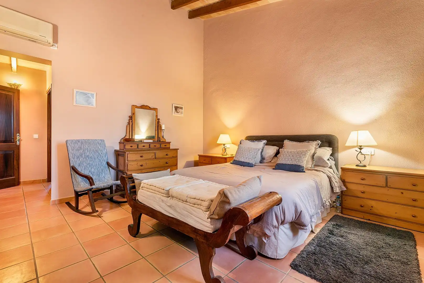 Habitación de Finca rústica en venta en  Palma de Mallorca con Calefacción, Jardín privado y Terraza