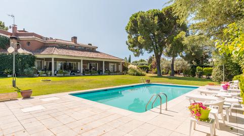 Photo 3 of House or chalet for sale in Calle de Los Rosales, Urbanización Este - Montepríncipe, Madrid