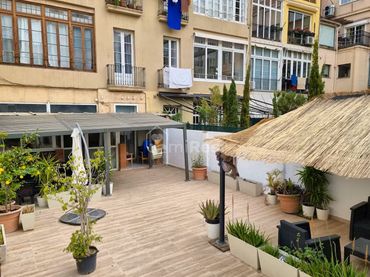 Local comercial en venda a Carrer de Girona