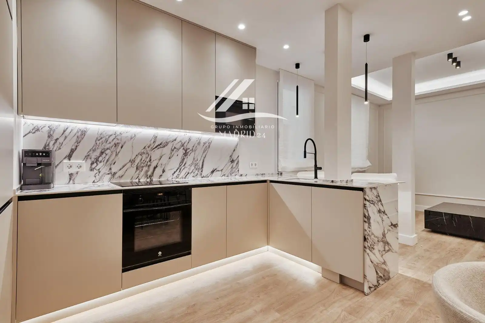 Flat with lift for sale in Calle del Conde de Peñalver, imagen 13