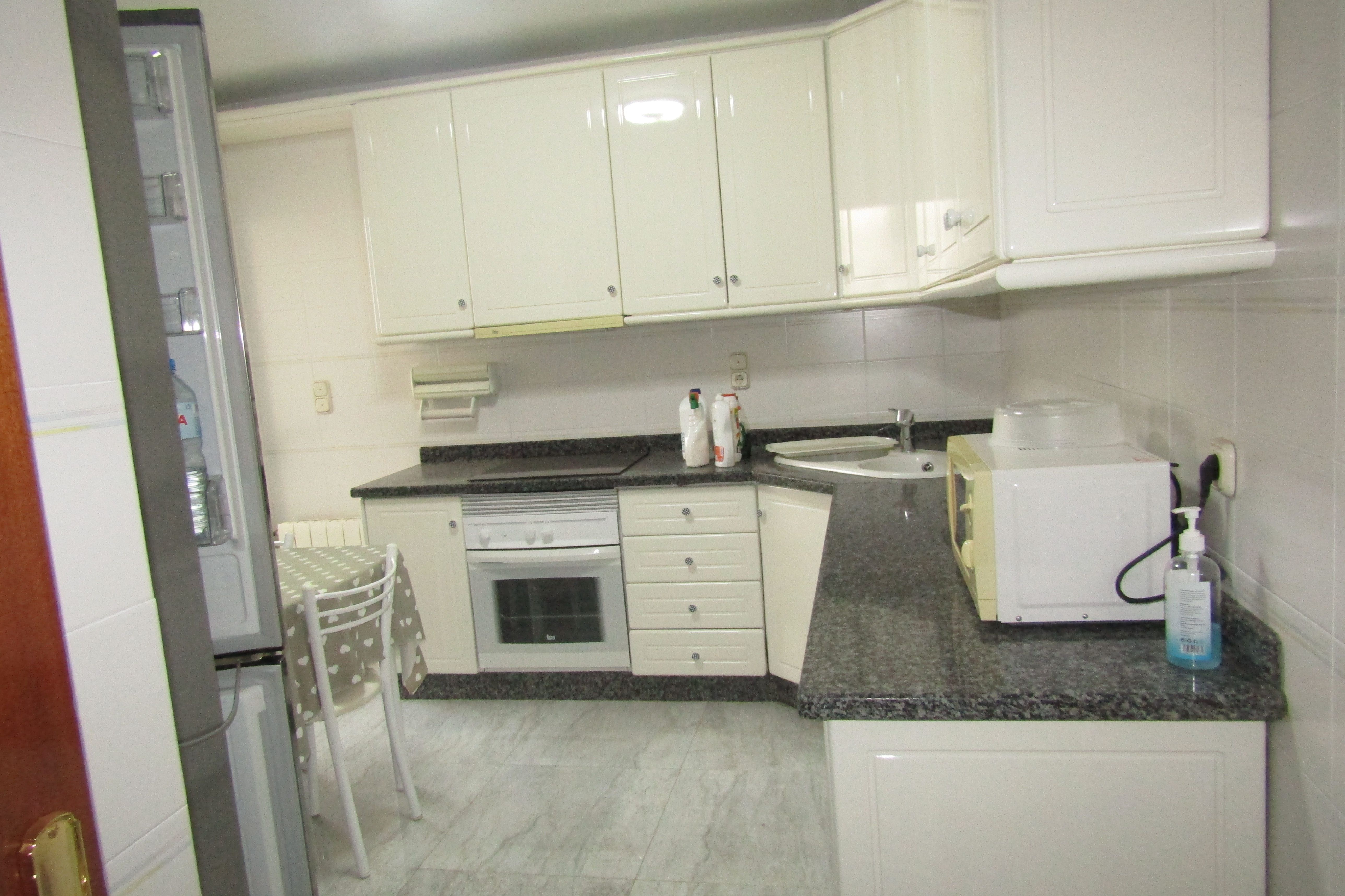 Kitchen of Flat to rent in Lorca  with Furnished