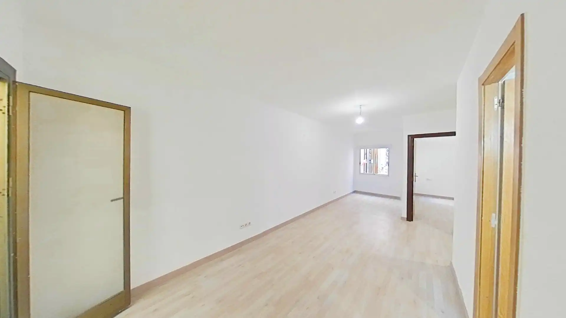 Flat for rent in Llefià