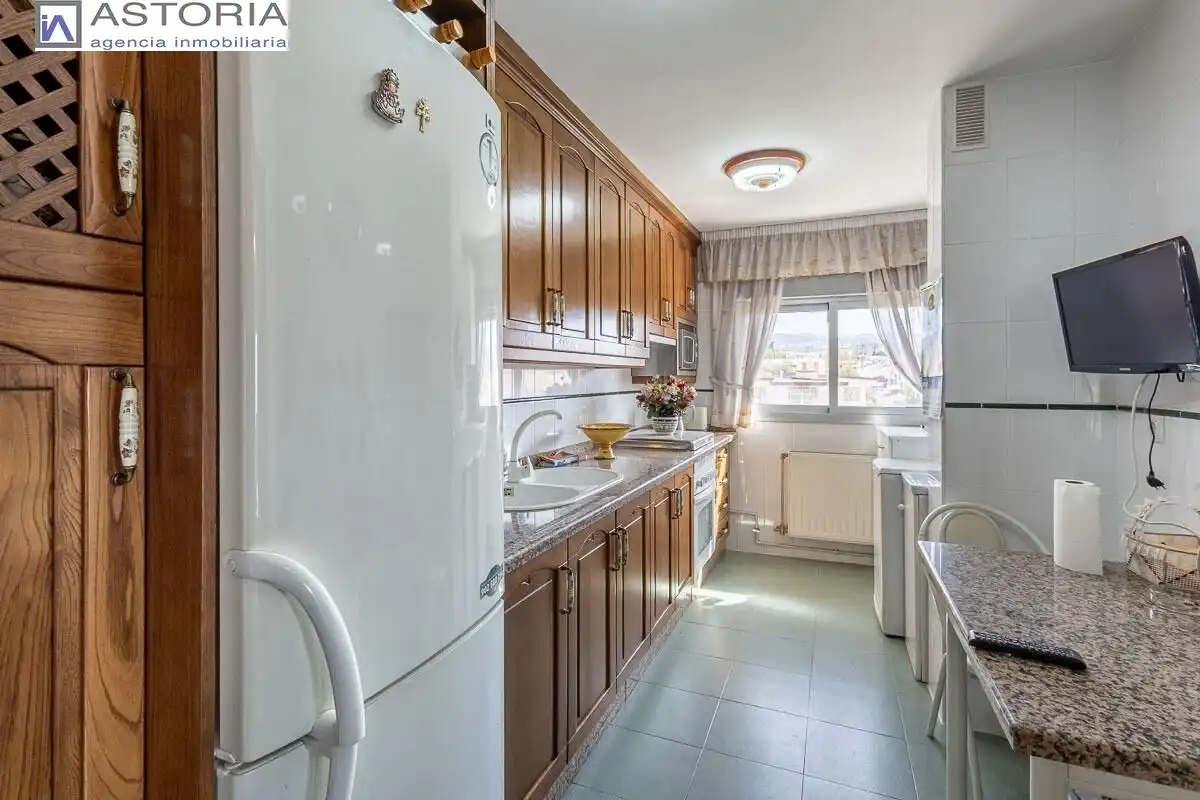 Piso con ascensor en venta en Calle Gobernador Pedro Temboury, imagen 9