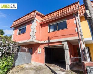 Exterior view of Single-family semi-detached for sale in Cangas   with Heating and Furnished