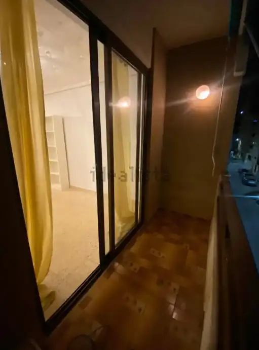 Piso de alquiler en El Puig de Santa Maria con Horno, Lavadora y Microondas
