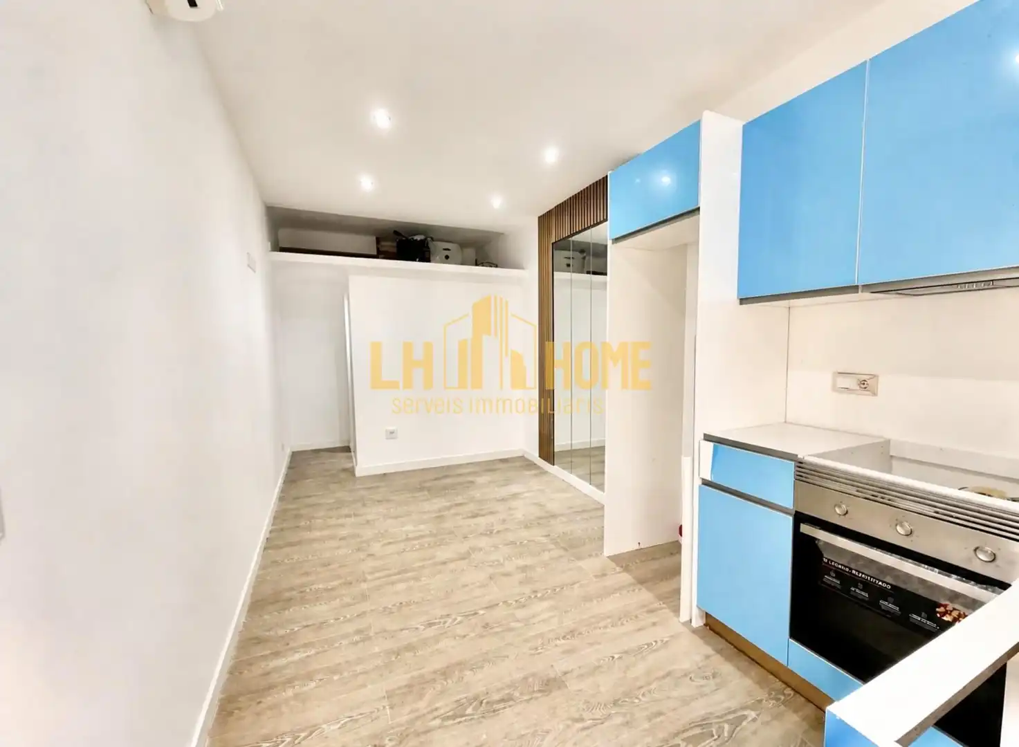 Loft en venda en Barcelona amb Aire condicionat i Parquet