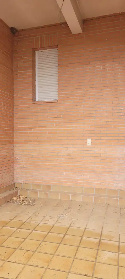Vista exterior de Casa adosada en venta en Chapinería, Madrid
