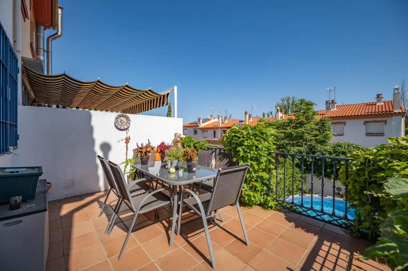 Terrassa de Casa adosada en venda en Villa de Otura amb Aire condicionat, Calefacció i Balcó