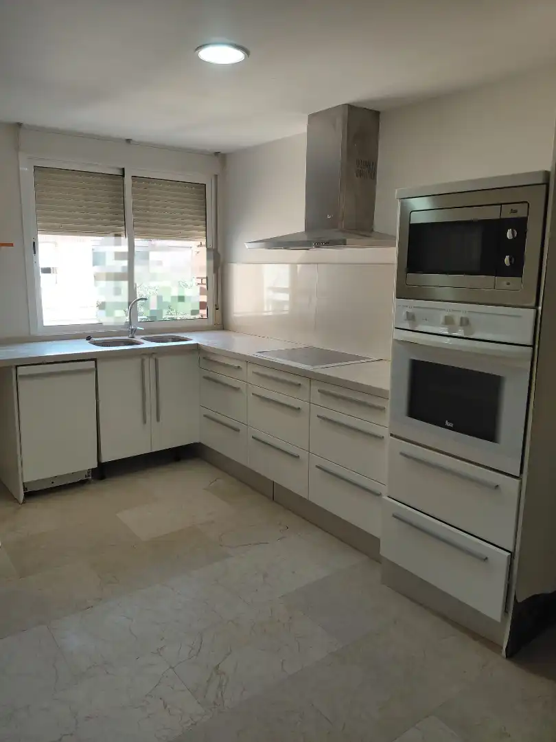 Cocina de Piso de alquiler en Córdoba con Aire acondicionado, Calefacción y Terraza