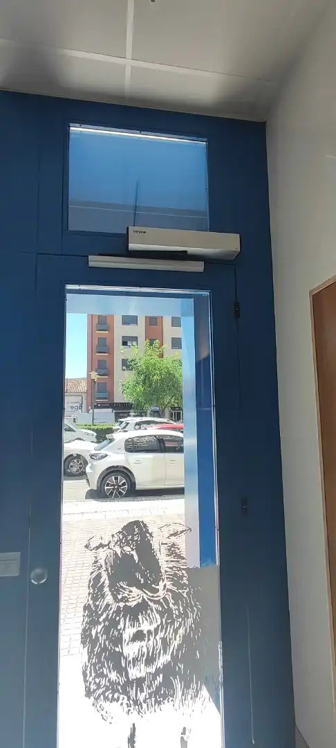 Vista exterior de Local de lloguer en Benavente amb Aire condicionat i Calefacció
