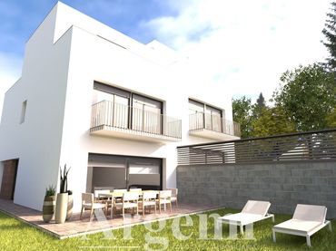 New build Terraced house with garden for sale in Sentmenat