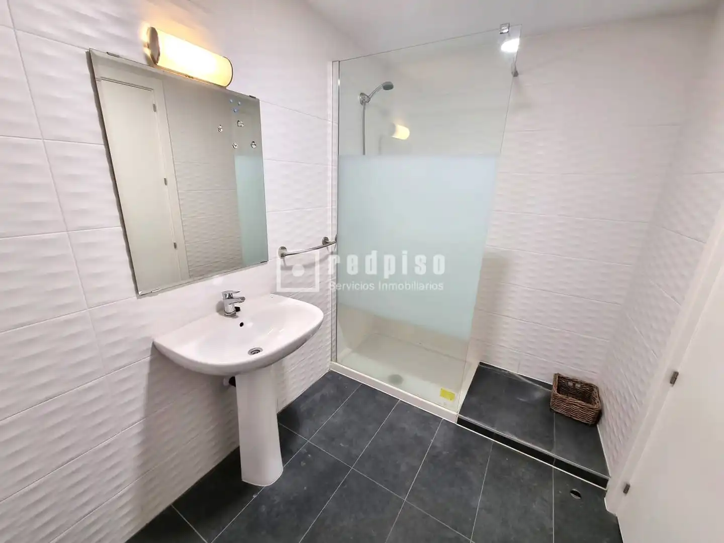 Badezimmer von Wohnung zur Miete in Centro